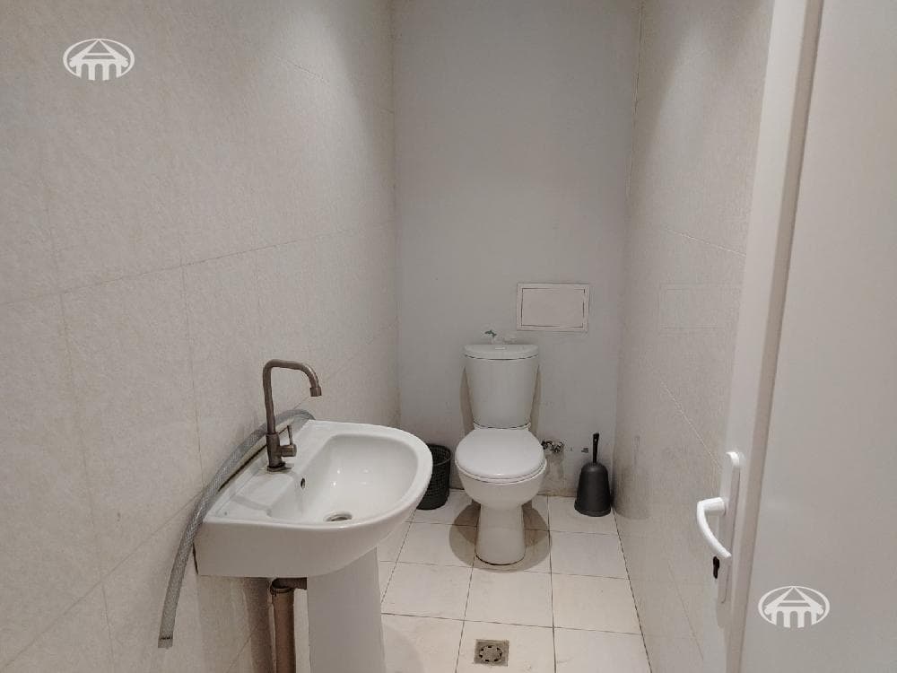 Office · 620 m² · Nubarashen