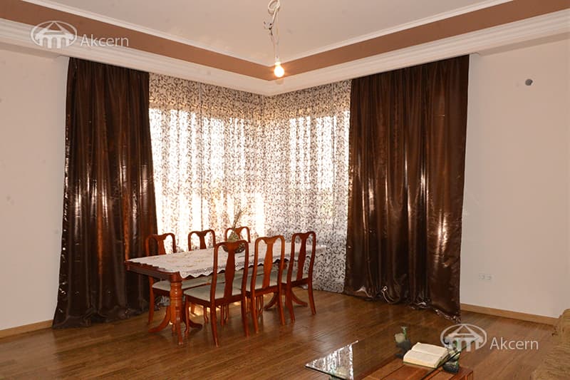 Особняк · 7 комн. · 406 м² · Норк-Мараш