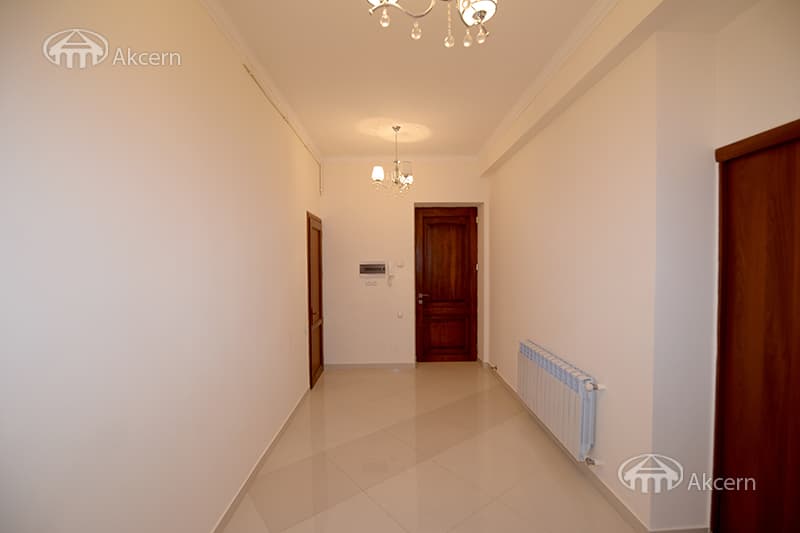 Квартира · 3 комн. · 120 м² · Кентрон