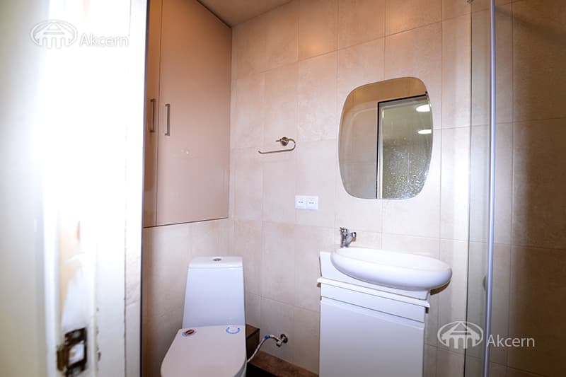 House · 5 rooms · 259 m² · Arabkir — photo 7 / 46