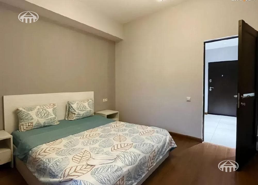 Apartment · 2 rooms · 51 m² · Kentron