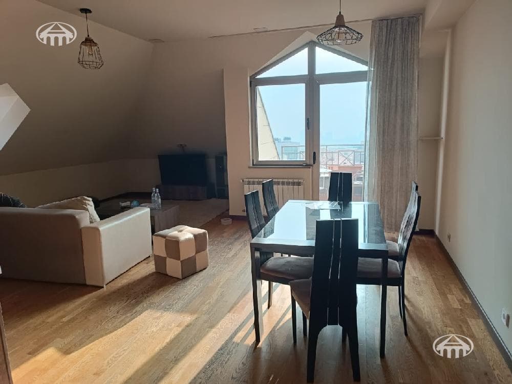 Квартира · 3 комн. · 120 м² · Кентрон