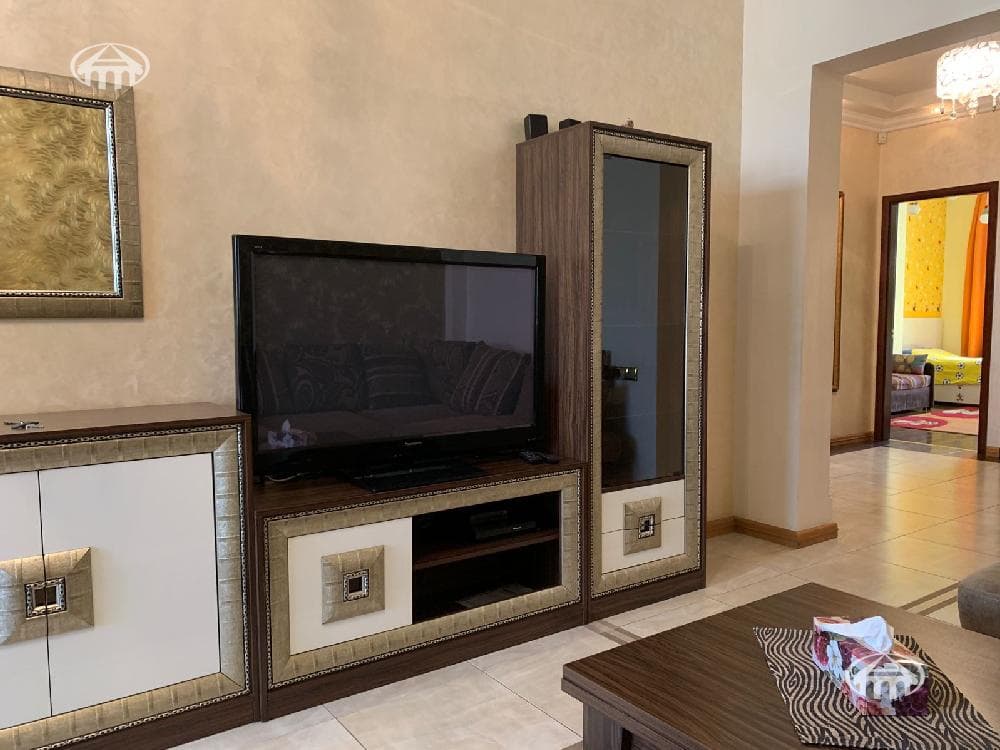 Apartment · 3 rooms · 97 m² · Kentron
