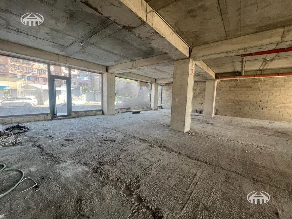 Retail · 185 m² · Kanaker-Zeytun