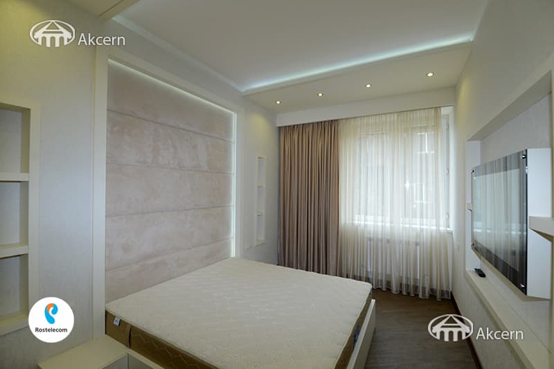 Apartment · 3 rooms · 95 m² · Kentron