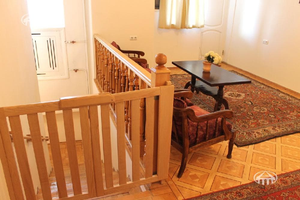 Mansion · 505 m² · Arabkir