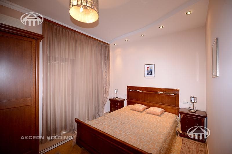 Квартира · 4 комн. · 197 м² · Арабкир