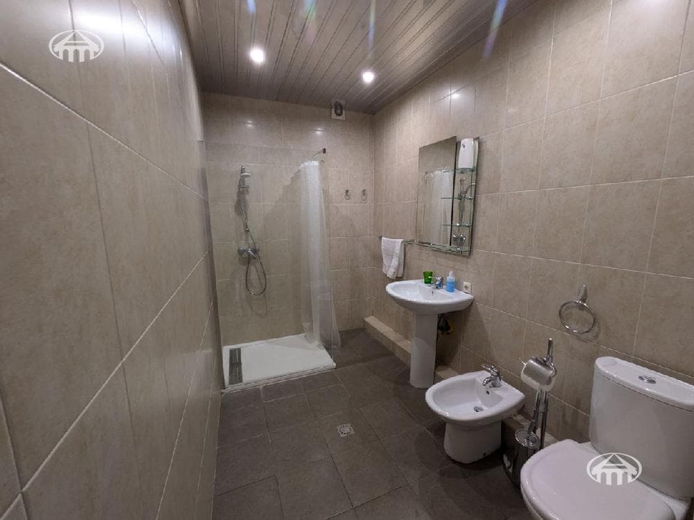 Квартира · 3 комн. · 134 м² · Кентрон