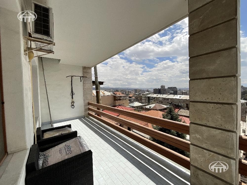 Mansion · 7 rooms · 700 m² · Arabkir