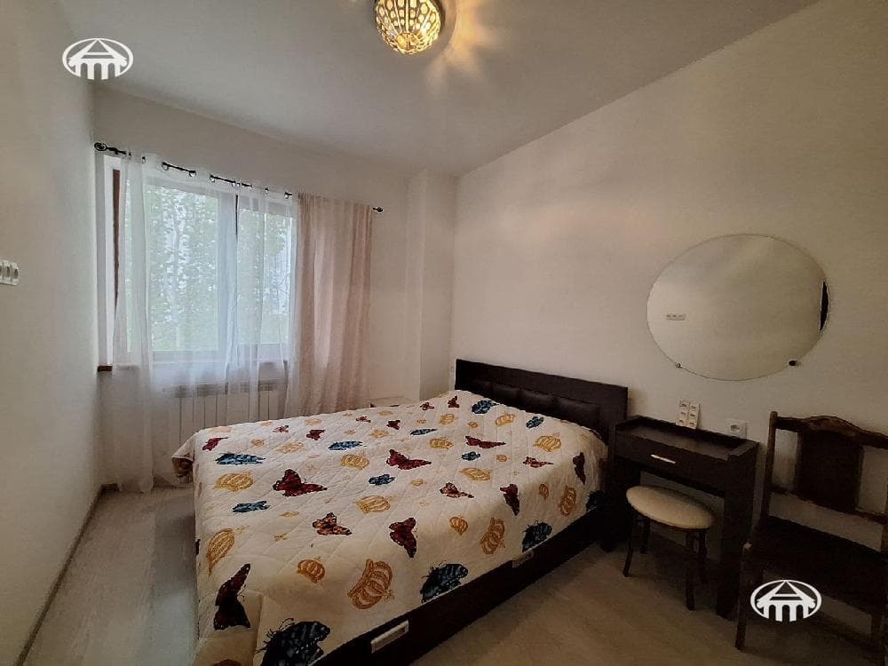 Apartment · 3 rooms · 76 m² · Kentron