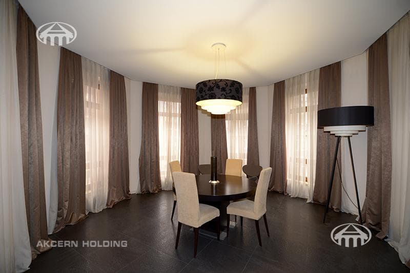 Apartment · 4 rooms · 169 m² · Kentron
