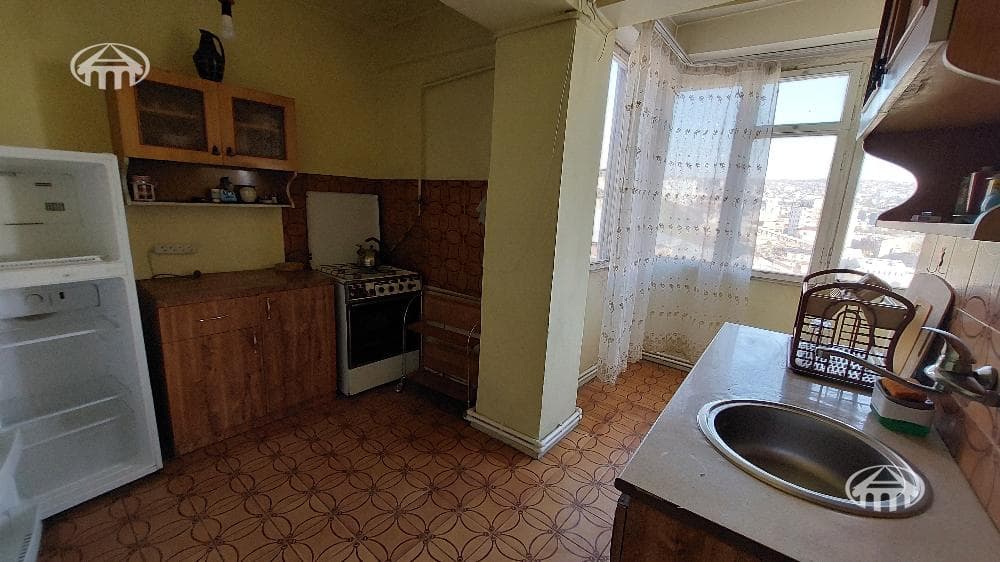 Квартира · 3 комн. · 153 м² · Кентрон