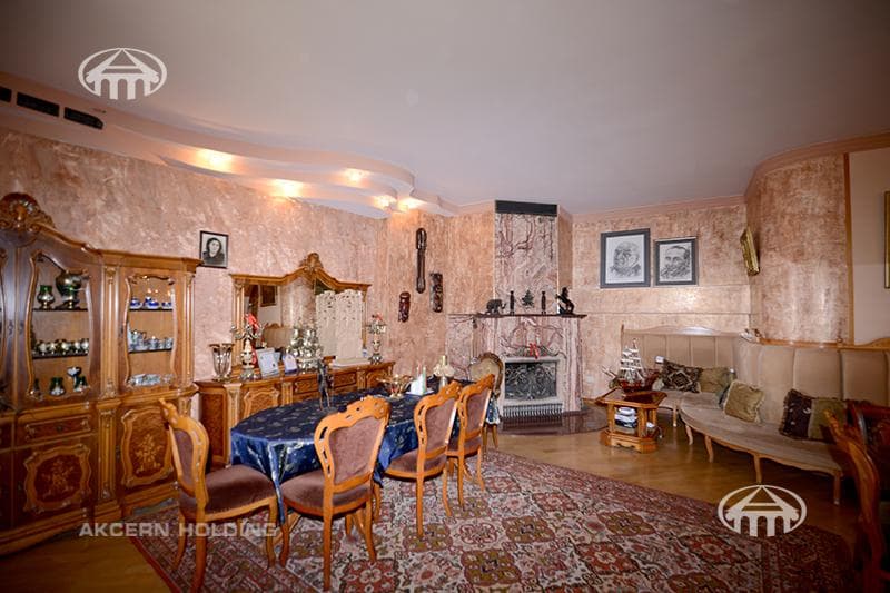 Mansion · 9 rooms · 671 m² · Arabkir