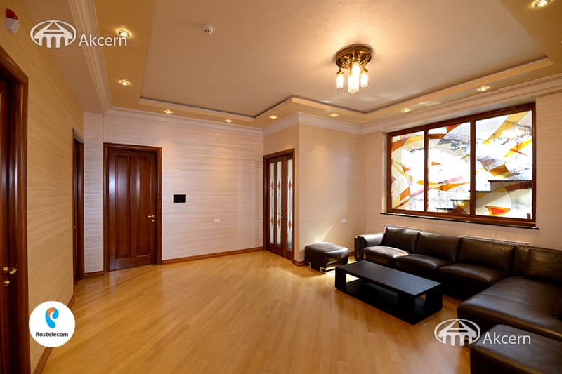 Mansion · 7 rooms · 729 m² · v. Arinj
