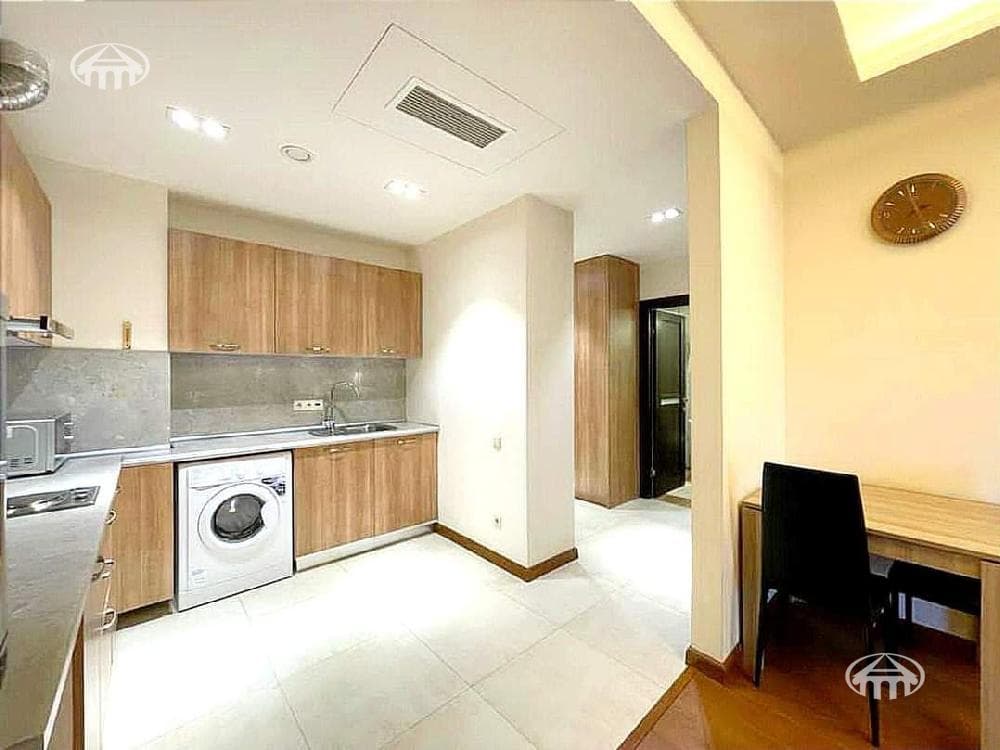 Apartment · 2 rooms · 45 m² · Kentron
