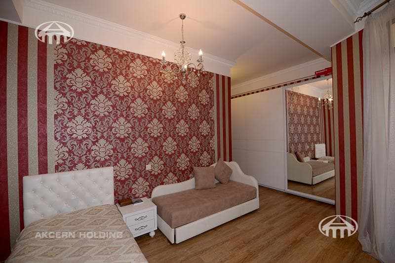 Квартира · 3 комн. · 110 м² · Кентрон
