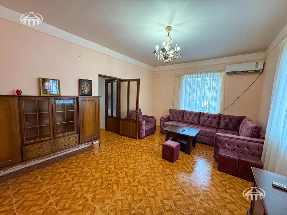 Особняк · 5 комн. · 185 м² · Птгни