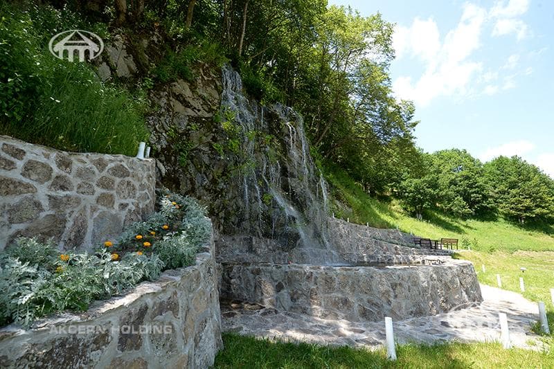 Land · 14,290 m² · v. Artavaz