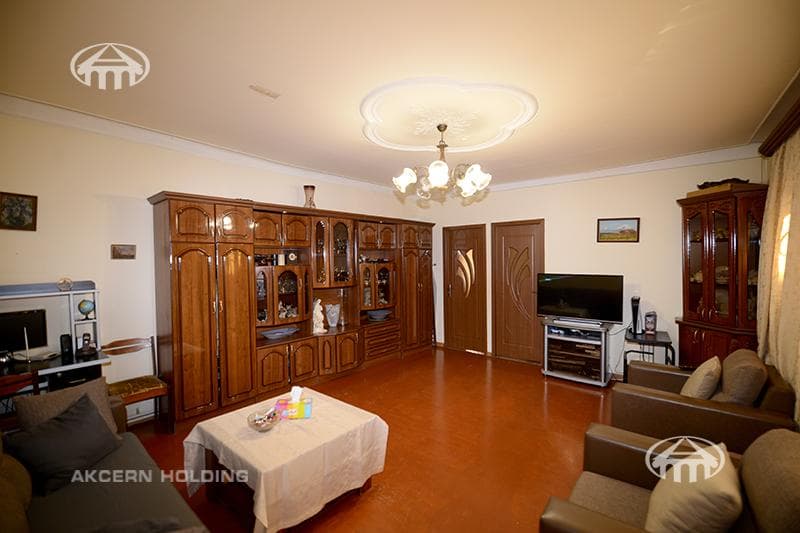 Mansion · 52 m² · Kentron