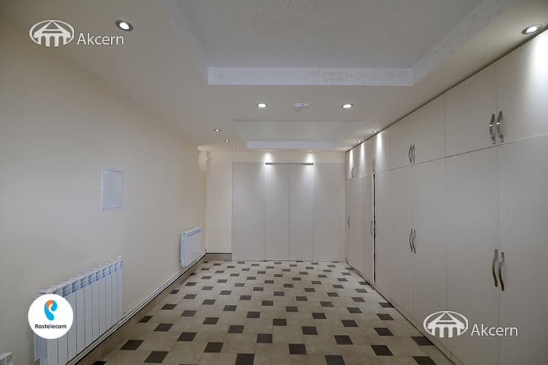 Mansion · 7 rooms · 729 m² · v. Arinj
