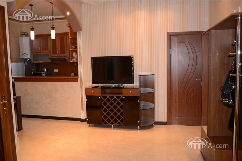 Квартира · 2 комн. · 67 м² · Кентрон