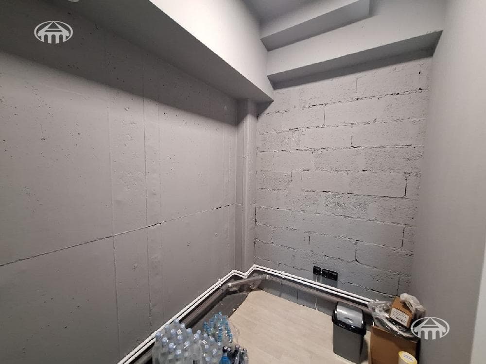 Магазин · 56 м² · Кентрон
