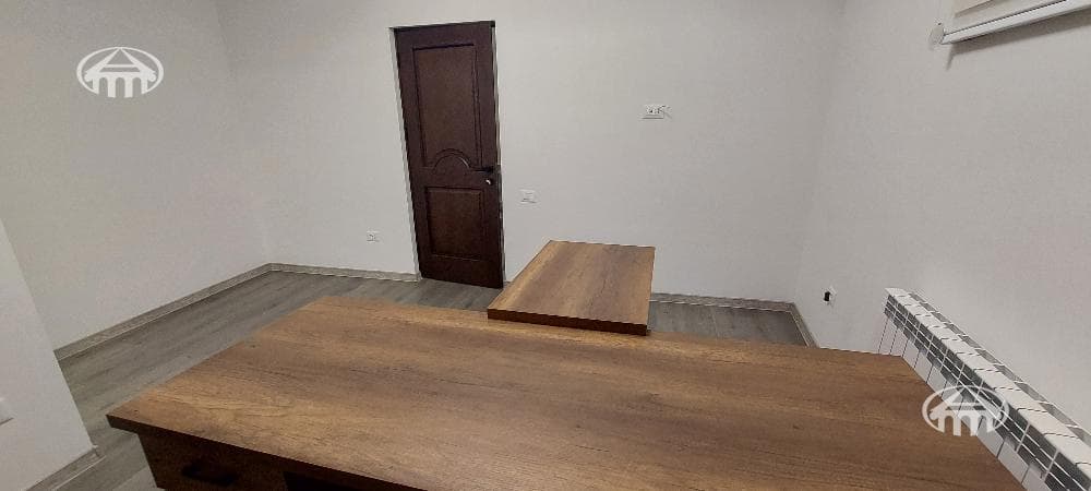 Office · 180 m² · Kanaker-Zeytun