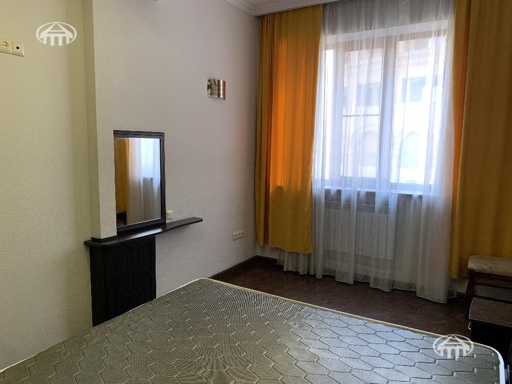 Квартира · 3 комн. · 96 м² · Кентрон