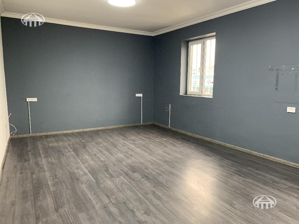 Офис · 80 м² · Кентрон