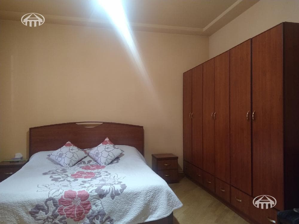 Дом · 5 комн. · 204 м² · Кентрон