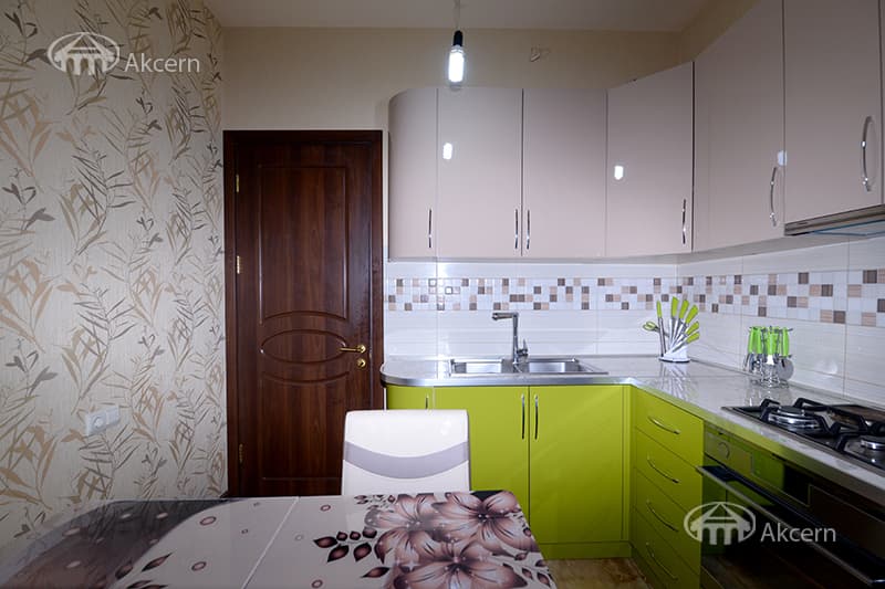 Apartment · 3 rooms · 108 m² · Kentron
