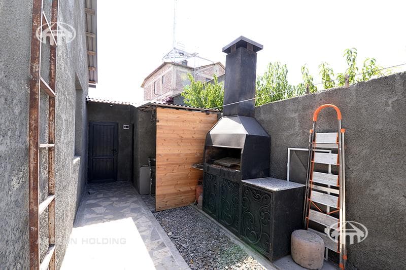 Mansion · 4 rooms · 103 m² · Arabkir — photo 17 / 27