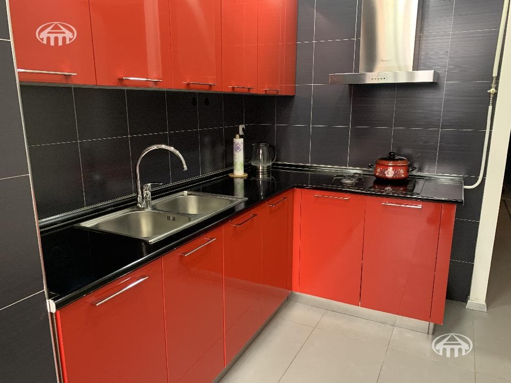 Apartment · 3 rooms · 92 m² · Kentron
