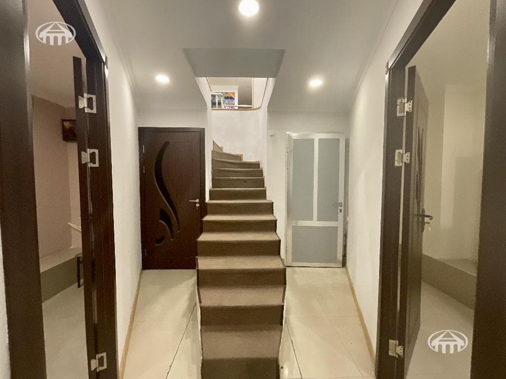 Прочее · 58 м² · Кентрон