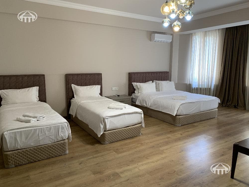 Apartment · 1 rooms · 36 m² · Kentron