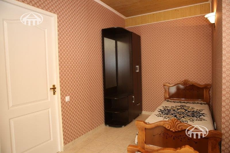 Дом · 5 комн. · 388 м² · Арабкир