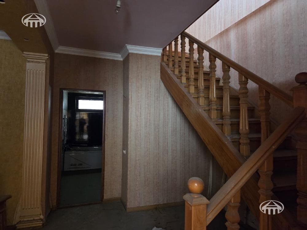 Особняк · 6 комн. · 412 м² · Норк-Мараш