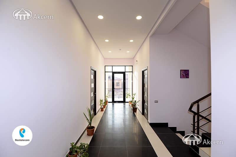 Особняк · 8 комн. · 520 м² · с. Ариндж