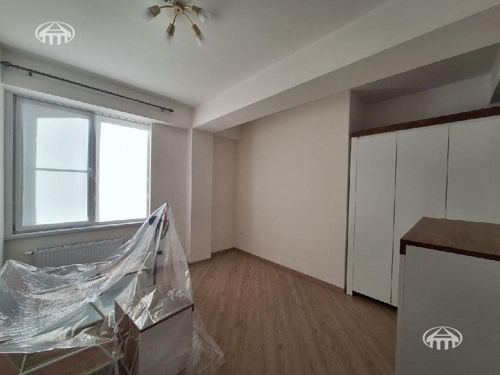 Квартира · 4 комн. · 106 м² · Нор-Норк