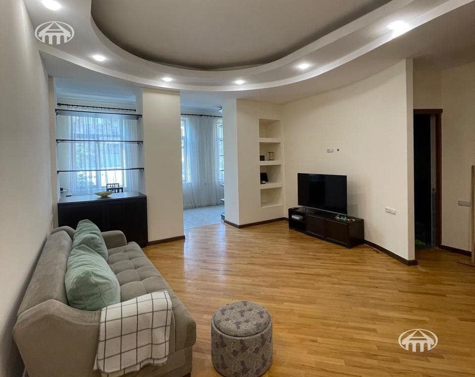 Квартира · 3 комн. · 80 м² · Кентрон