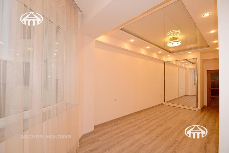 Квартира · 3 комн. · 135 м² · Кентрон