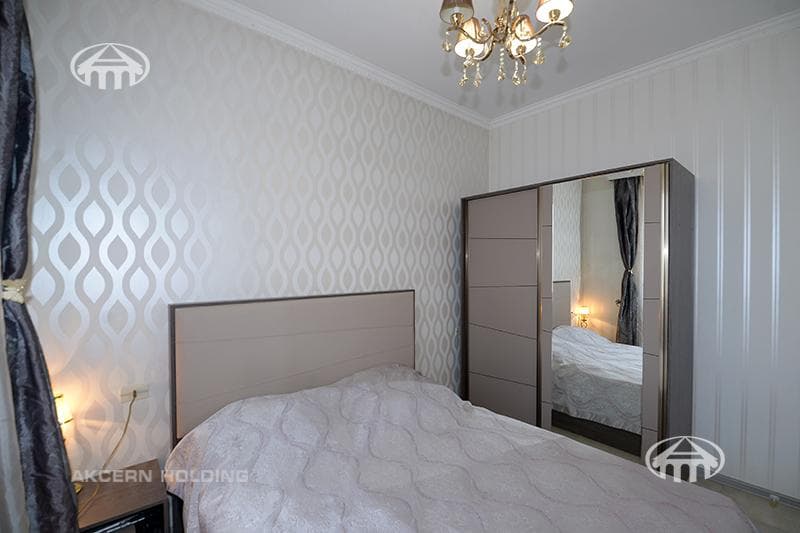 Mansion · 5 rooms · 330 m² · v. Arinj