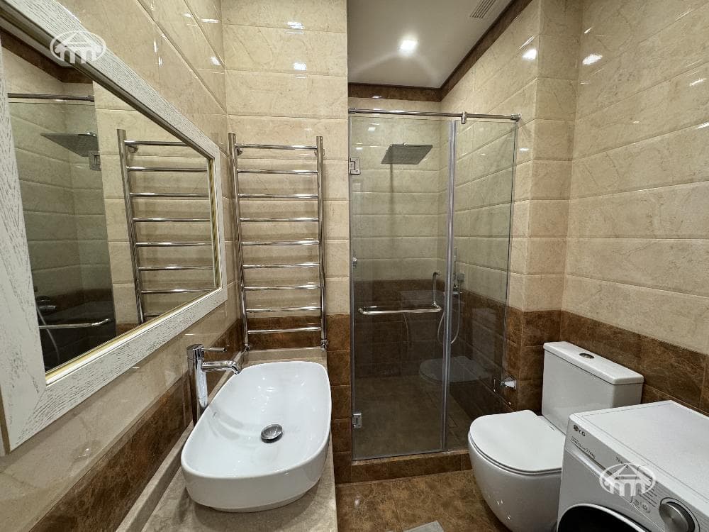 Apartment · 2 rooms · 58 m² · Kentron