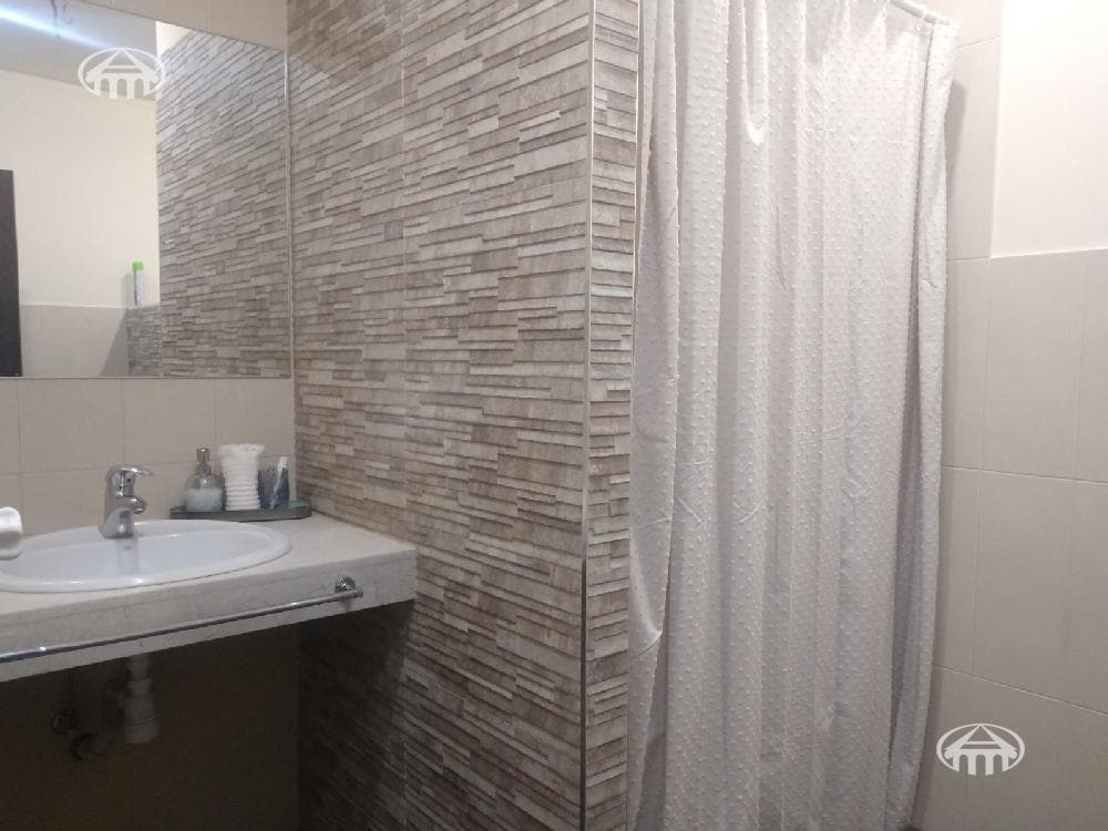 Квартира · 3 комн. · 97 м² · Кентрон