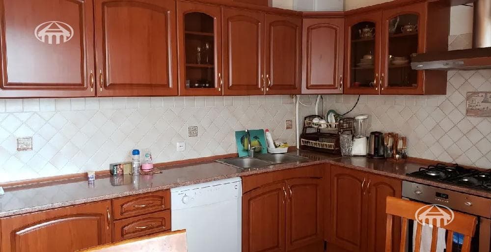 Բնակարան · 3 սեն. · 113 մ² · Կենտրոն
