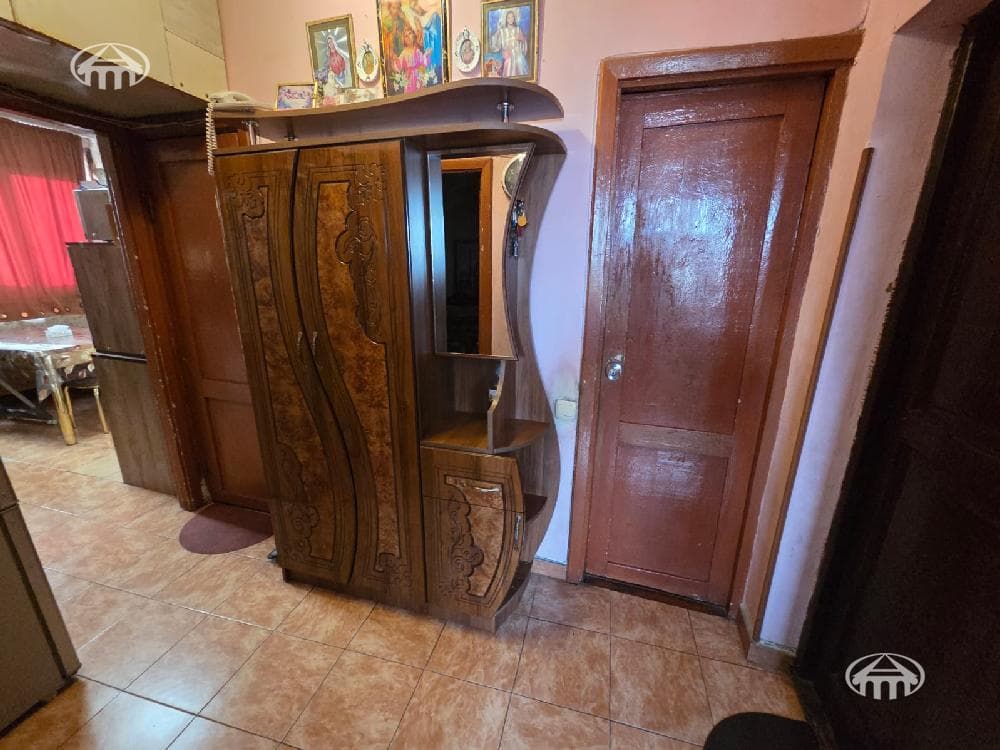 Բնակարան · 3 սեն. · 83 մ² · Կենտրոն