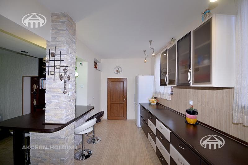 Mansion · 3 rooms · 120 m² · Proshyan