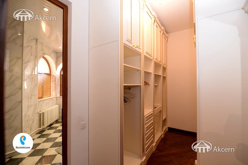 Особняк · 8 комн. · 917 м² · Малатия-Себастия