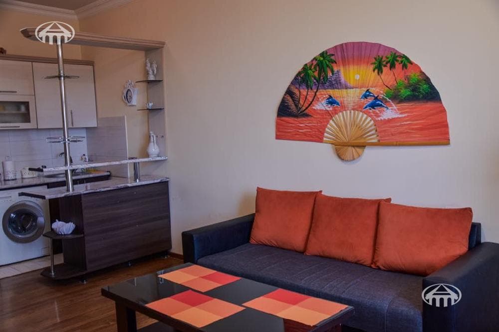 Квартира · 2 комн. · 51 м² · Кентрон