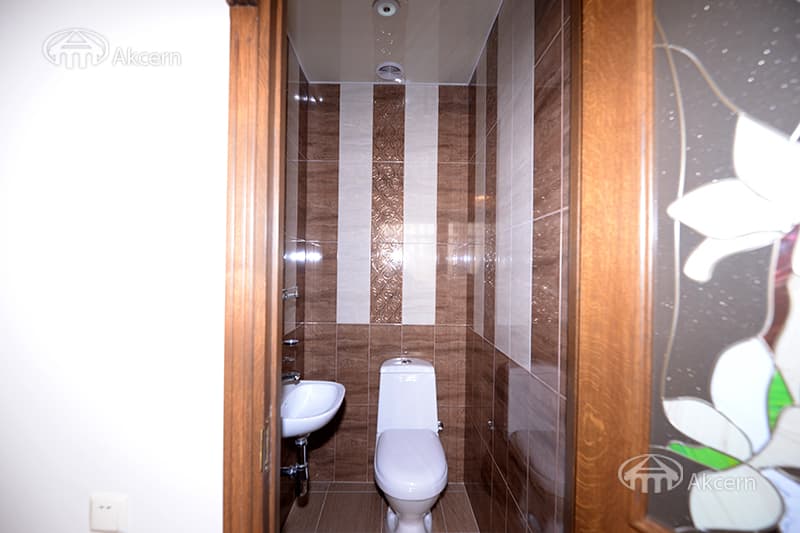 Дом · 4 комн. · 162 м² · Арабкир